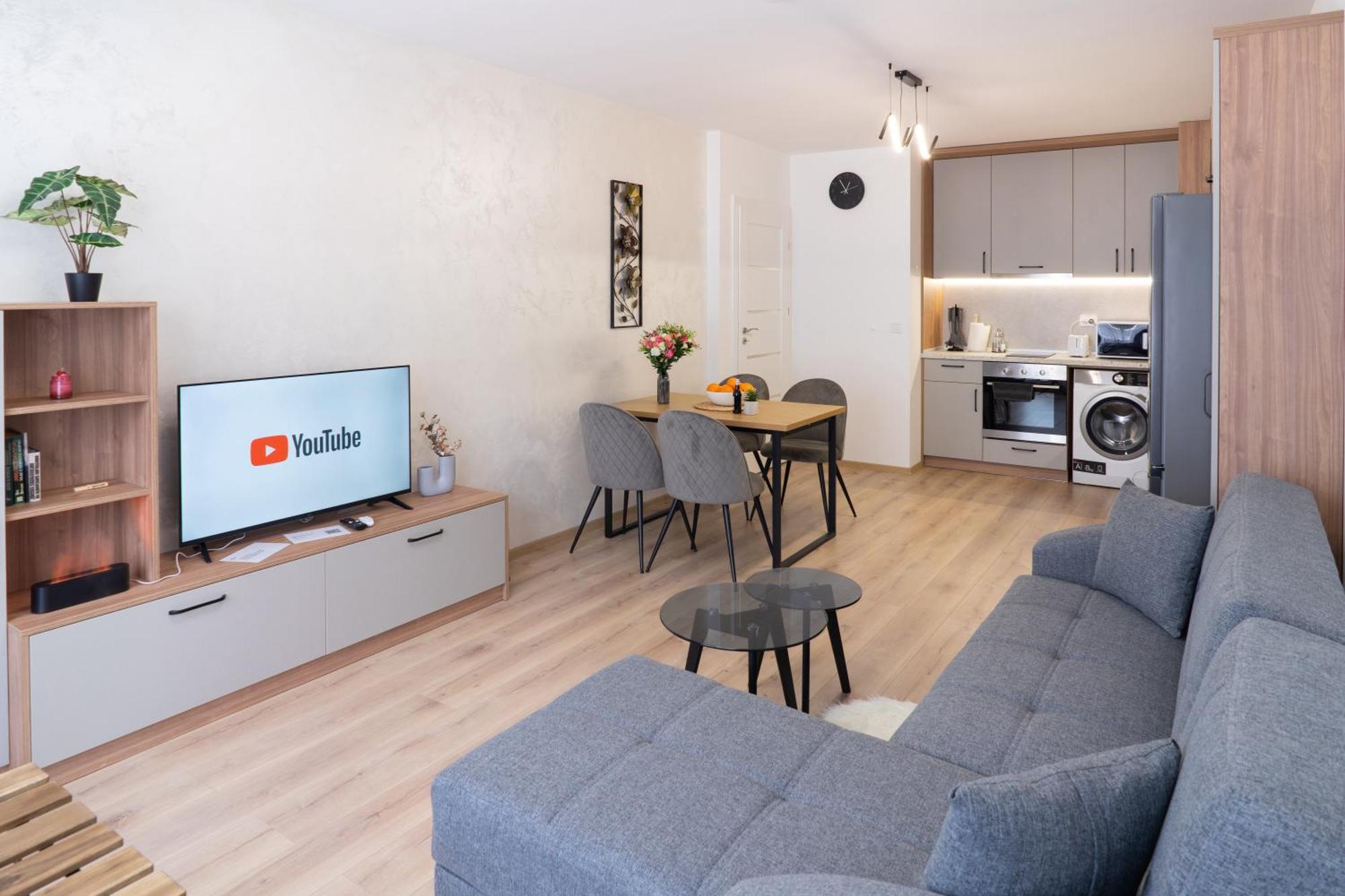 New Modern & Cozy Apartment With Free Parking Varna Exteriör bild
