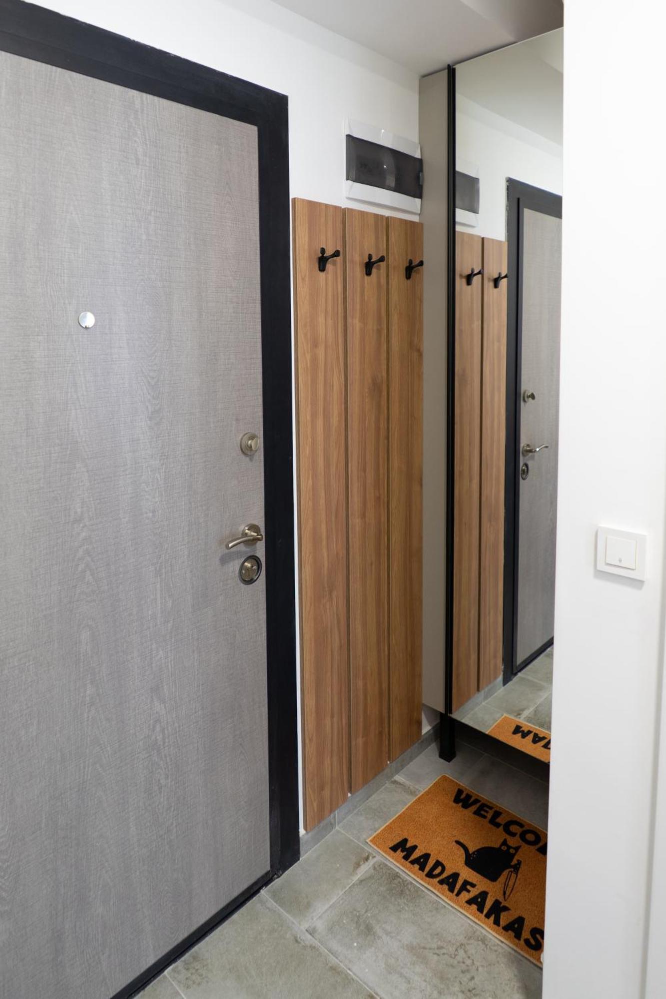 New Modern & Cozy Apartment With Free Parking Varna Exteriör bild